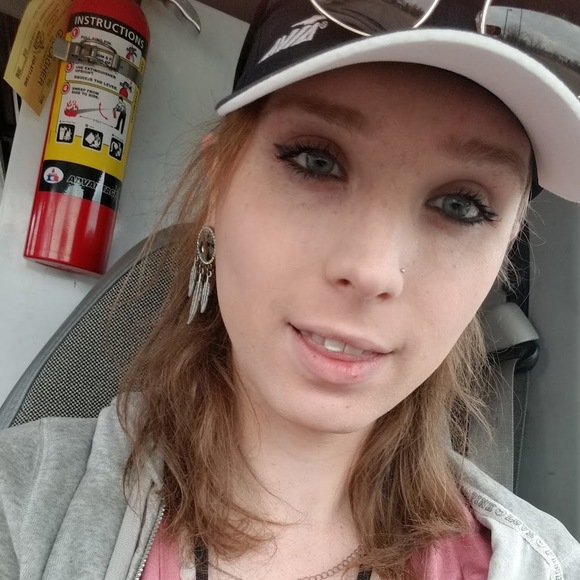 Meet your Posher, Sydney - Picture 1 of 1